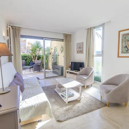 Apartment Le Jean Avec Piscine *